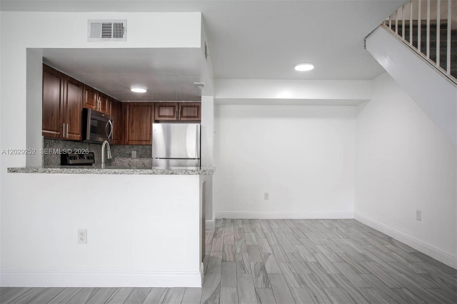 Property photo # 3