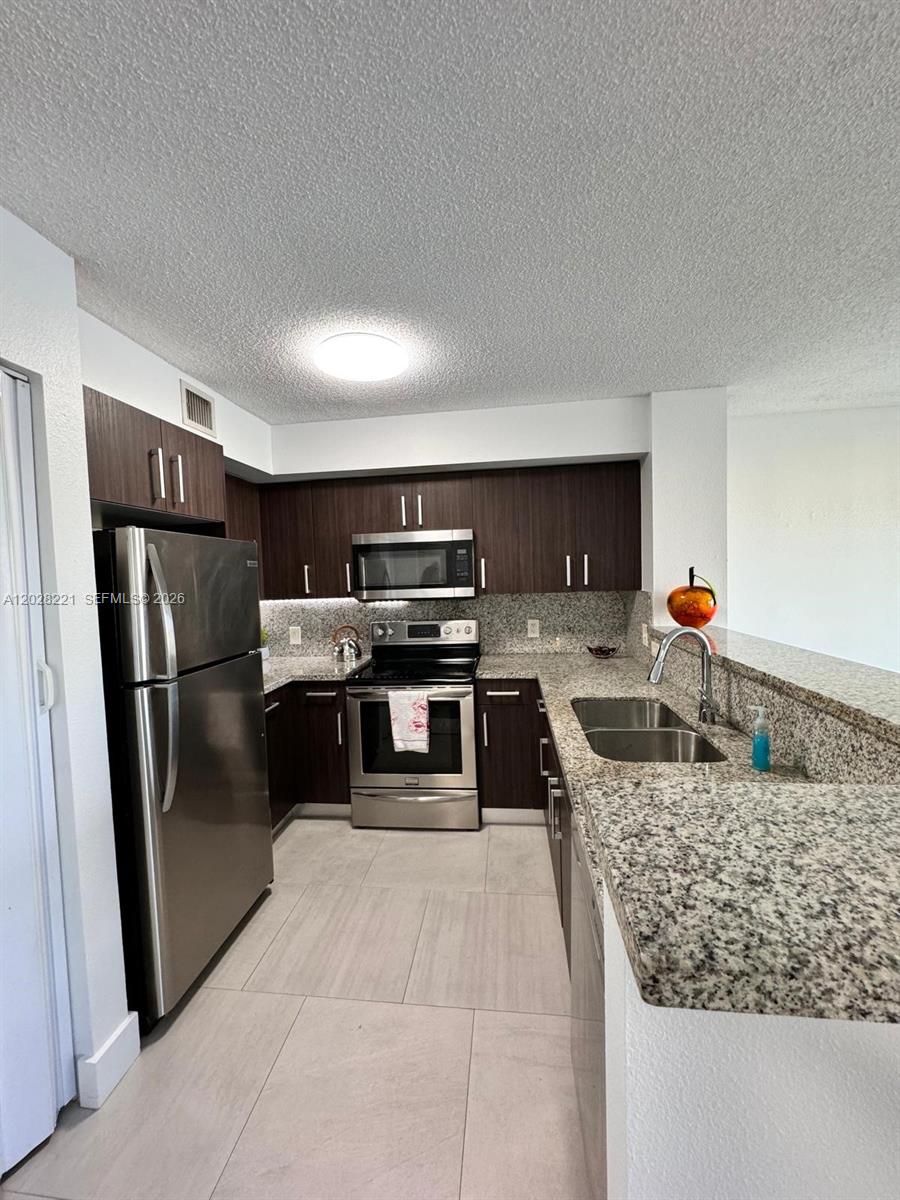 Enclave At Doral Condo No