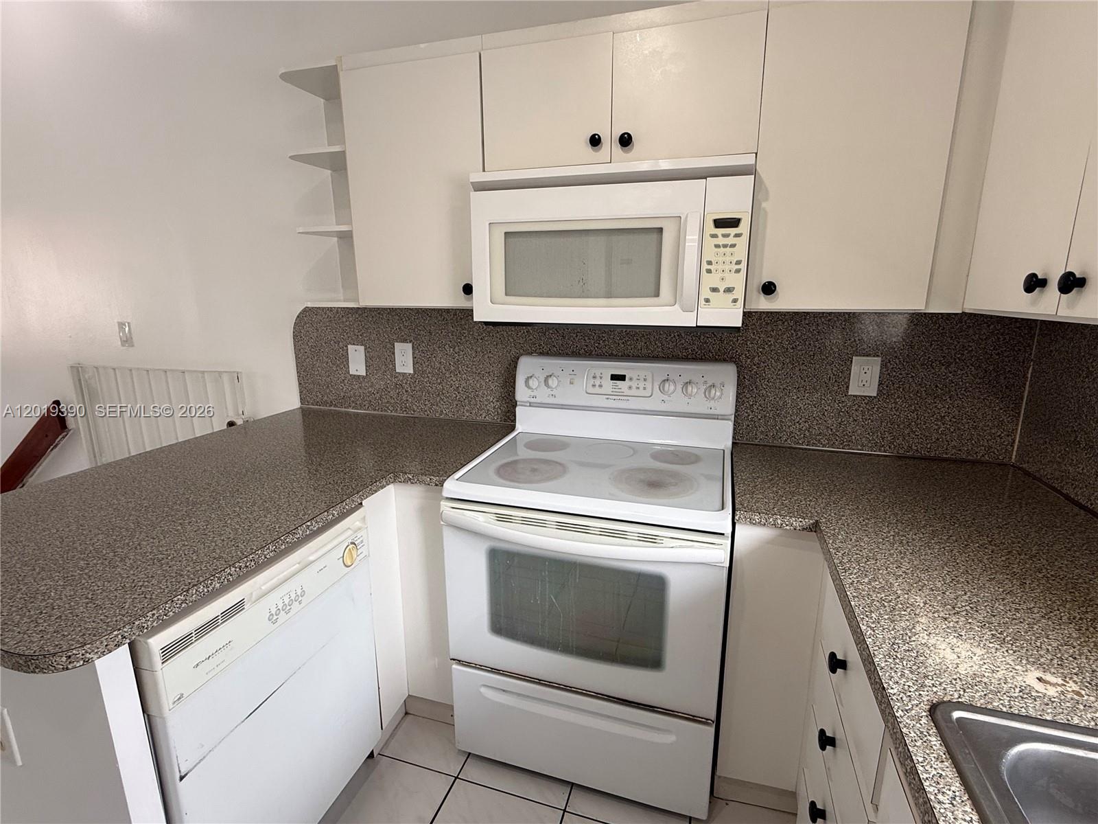 Property photo # 9