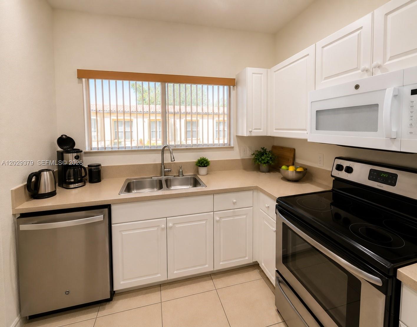 Property photo # 4