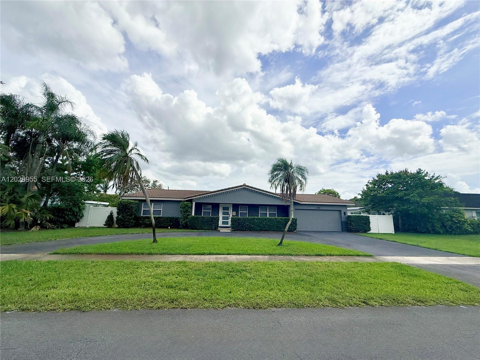 Plantation Park Lakesites