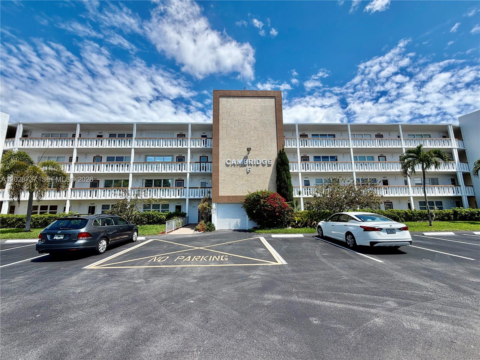 Cambridge F Condo