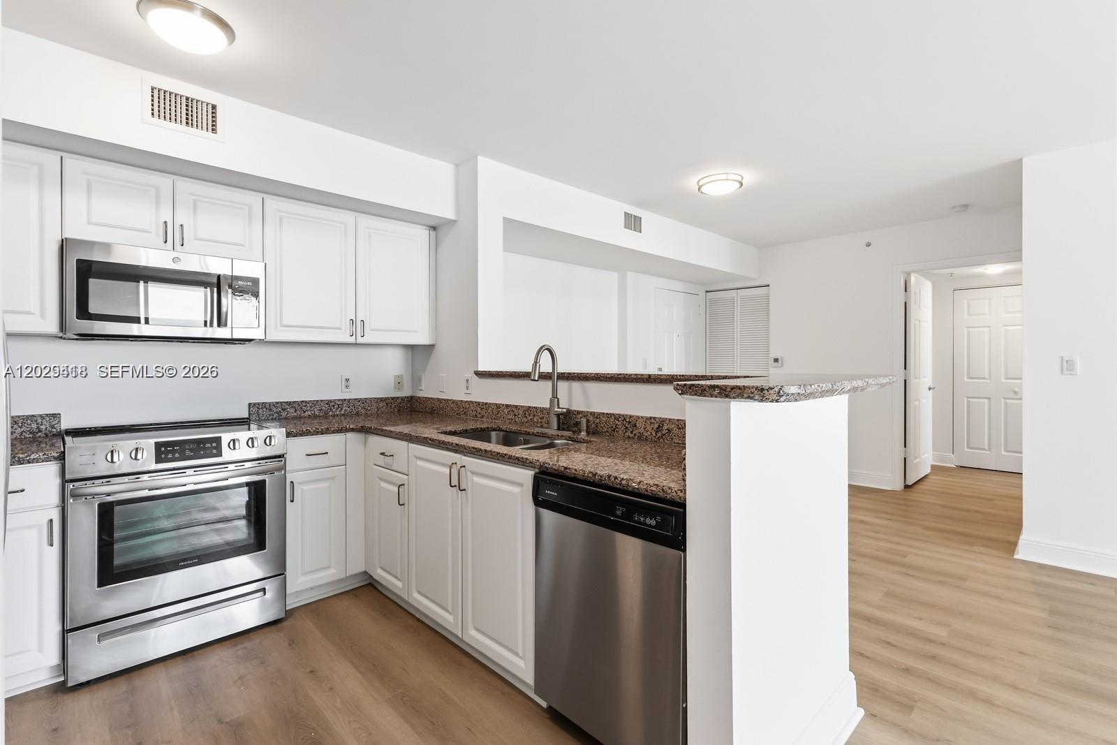 Property photo # 4