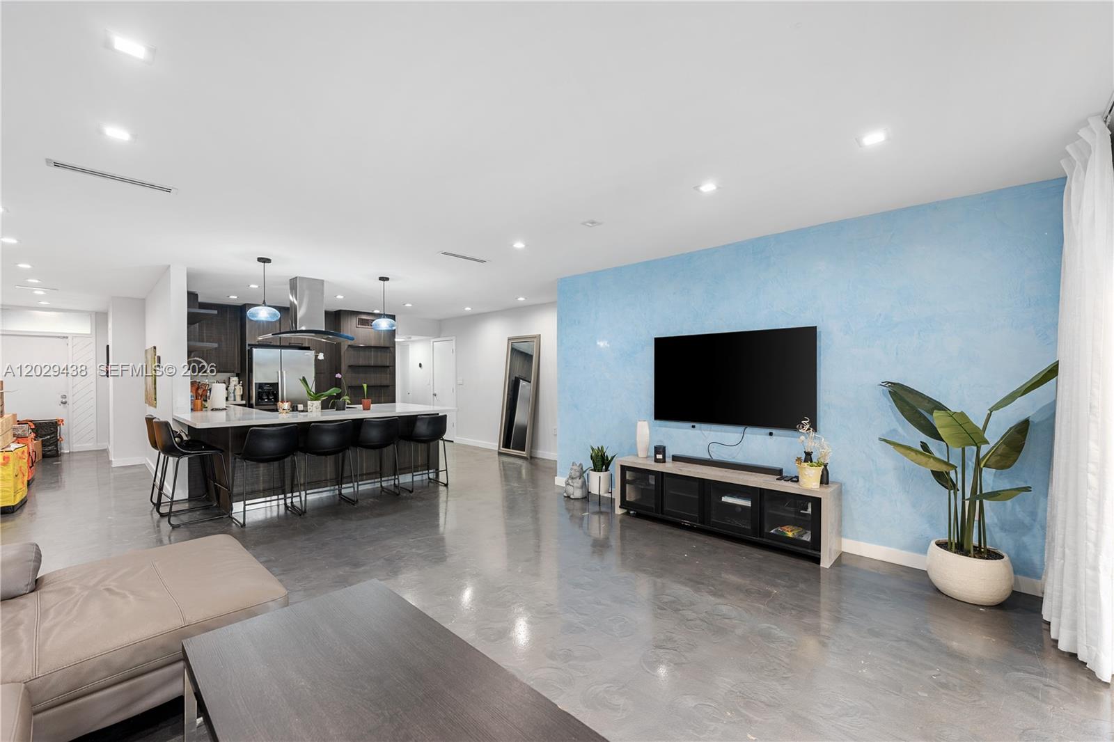 Property photo # 4
