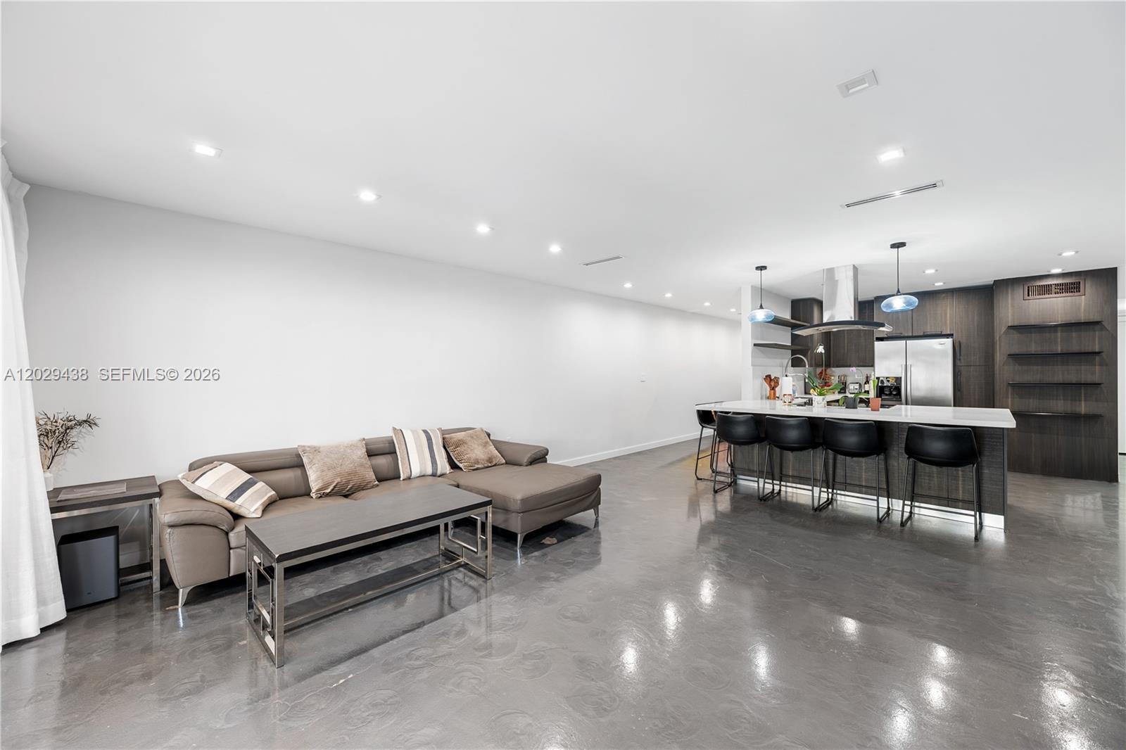 Property photo # 8
