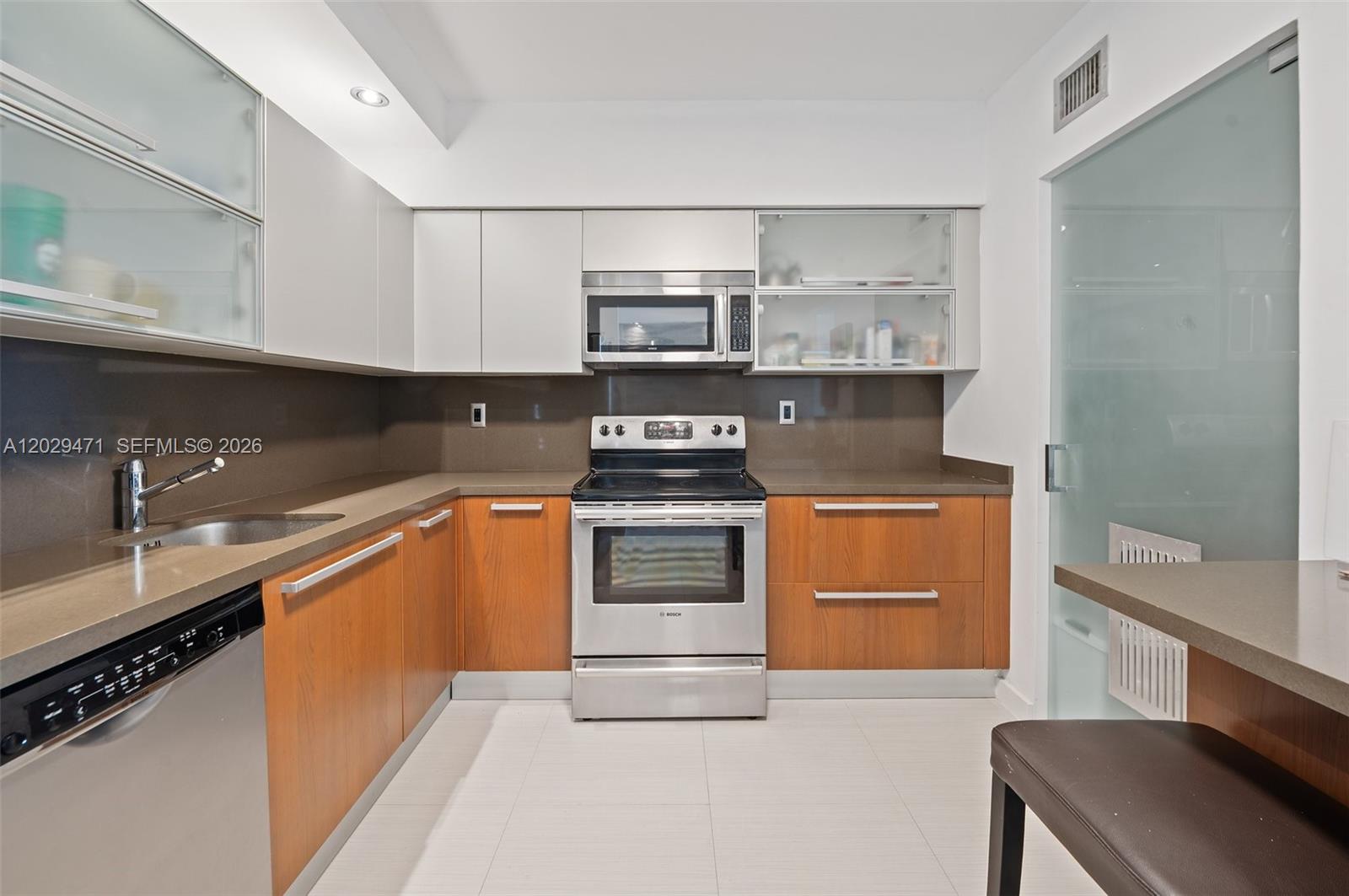 Property photo # 9