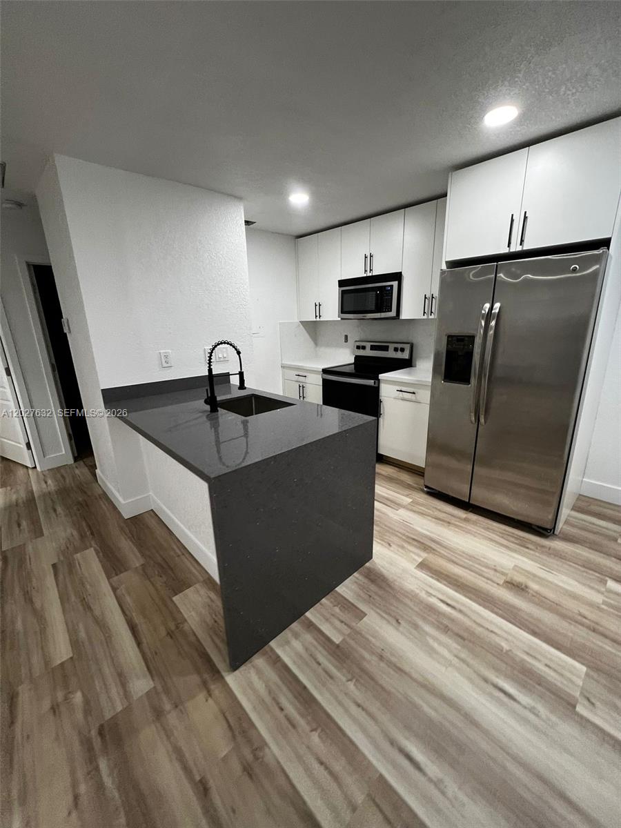 Property photo # 0