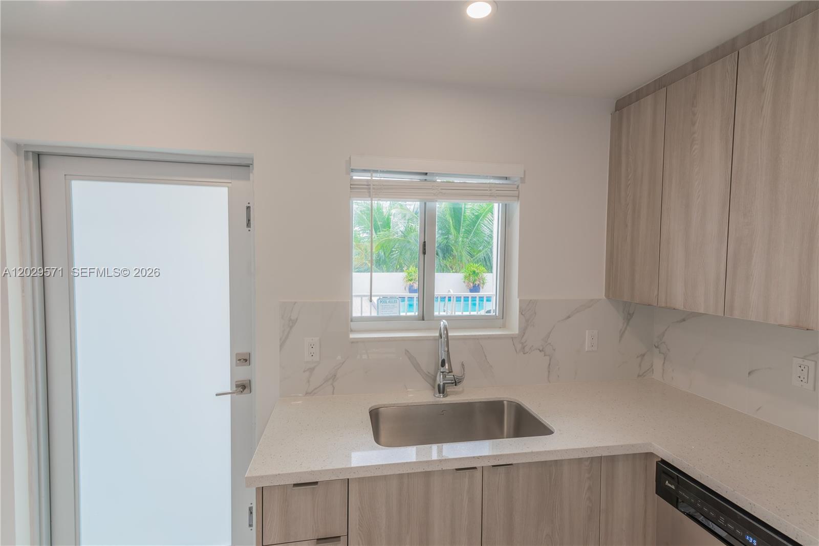 Property photo # 8