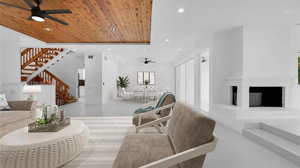 Property photo # 4