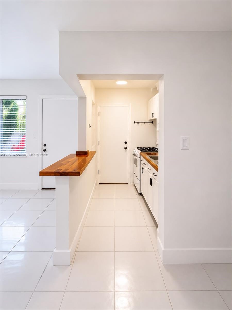 Property photo # 9