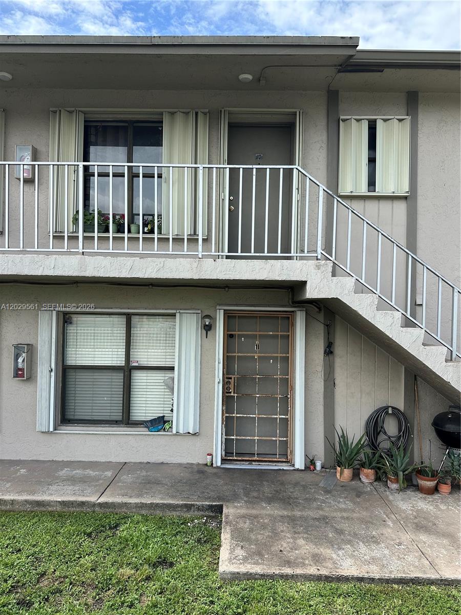 Rozland Condo