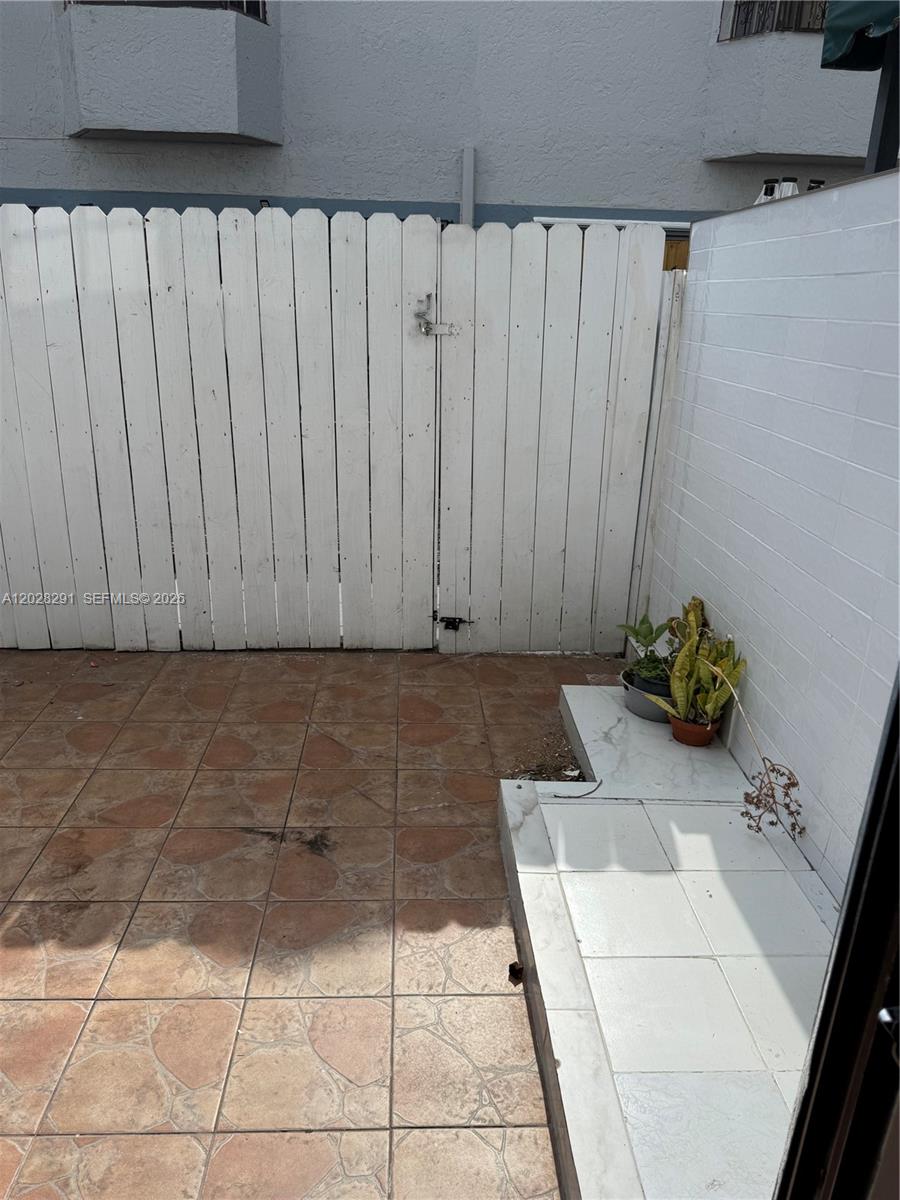 Property photo # 4