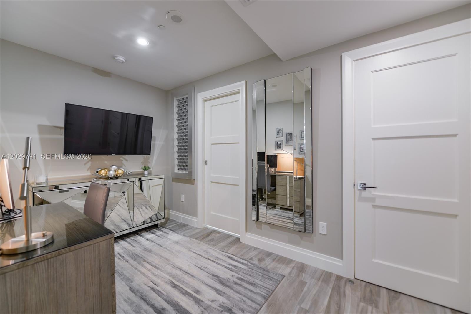 Property photo # 4