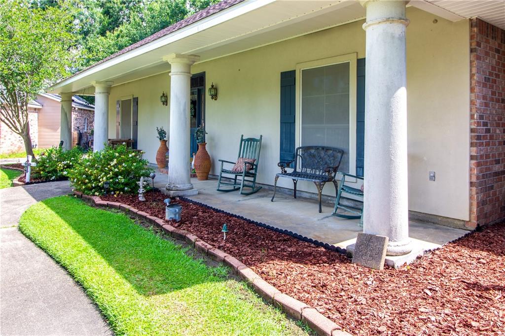 image of 37161 Shadow Ct, Prairieville, LA 70769 | MLS# 2560927