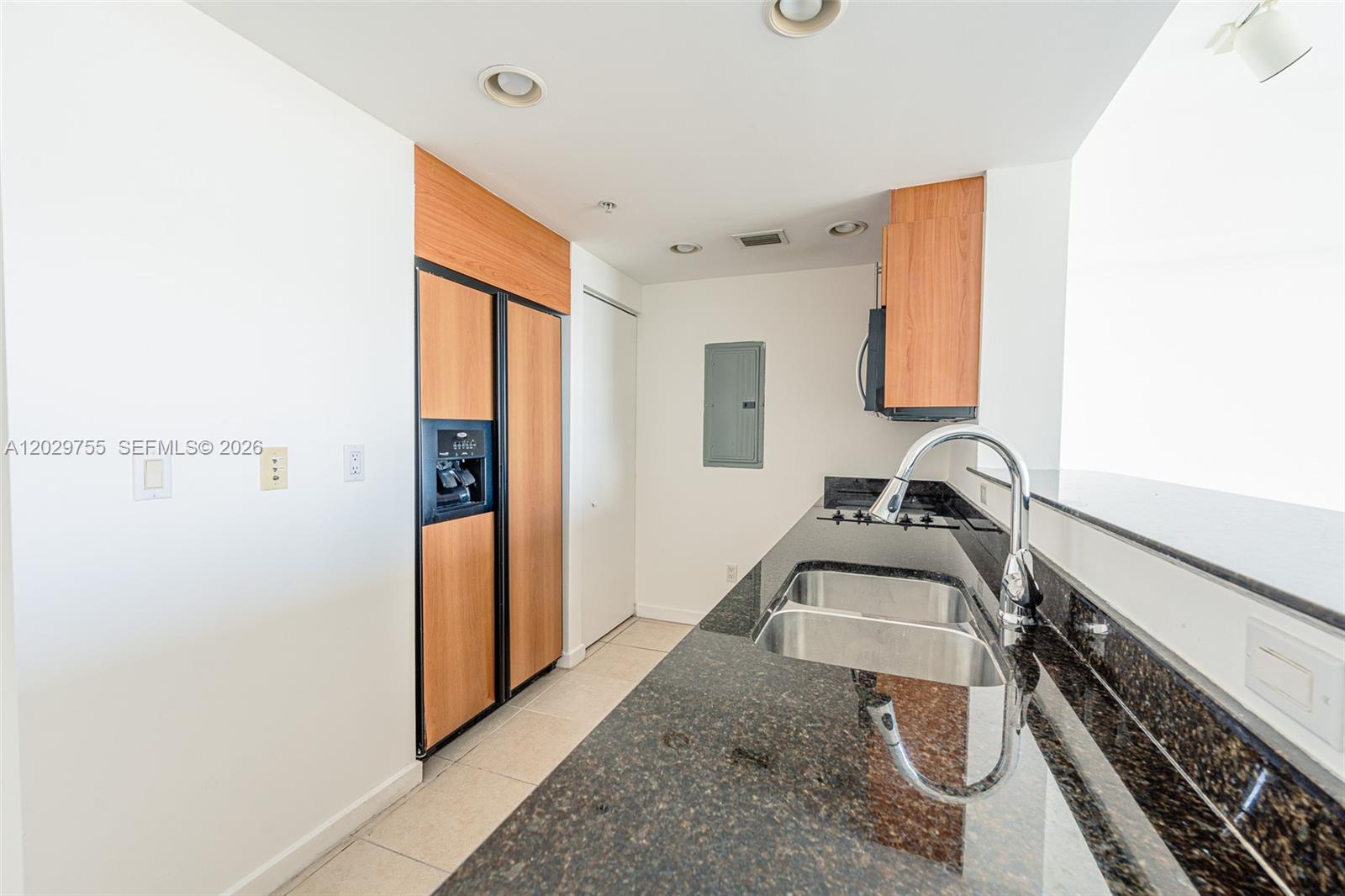 Property photo # 4