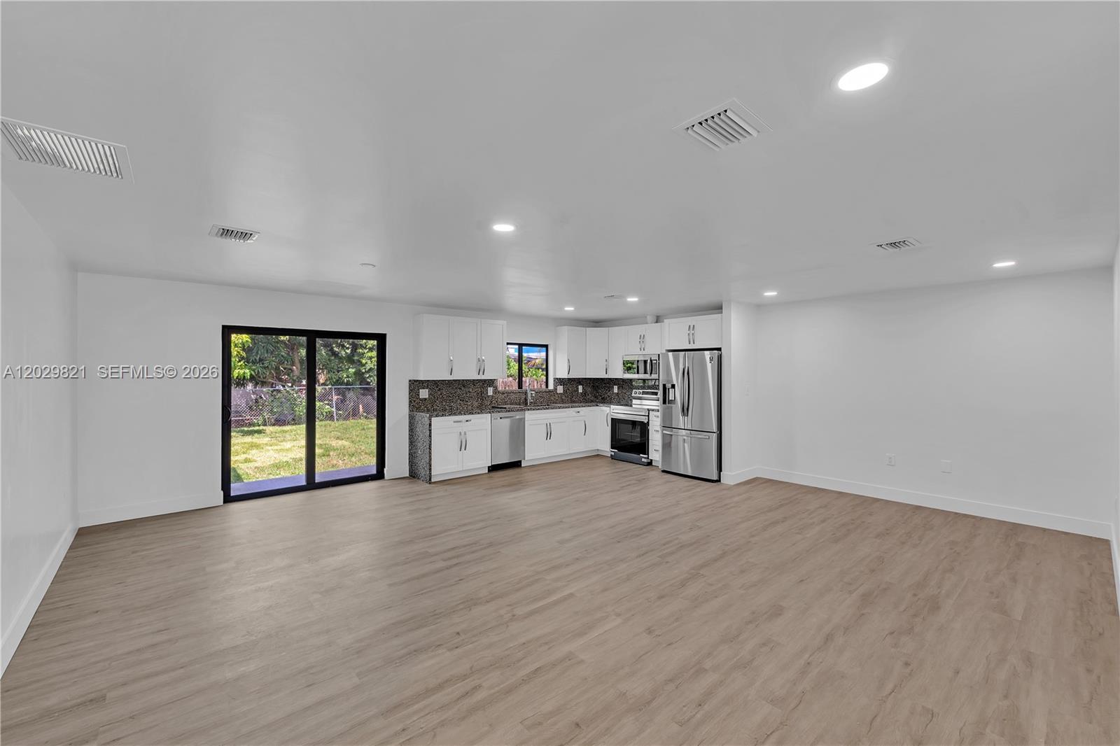 Property photo # 4
