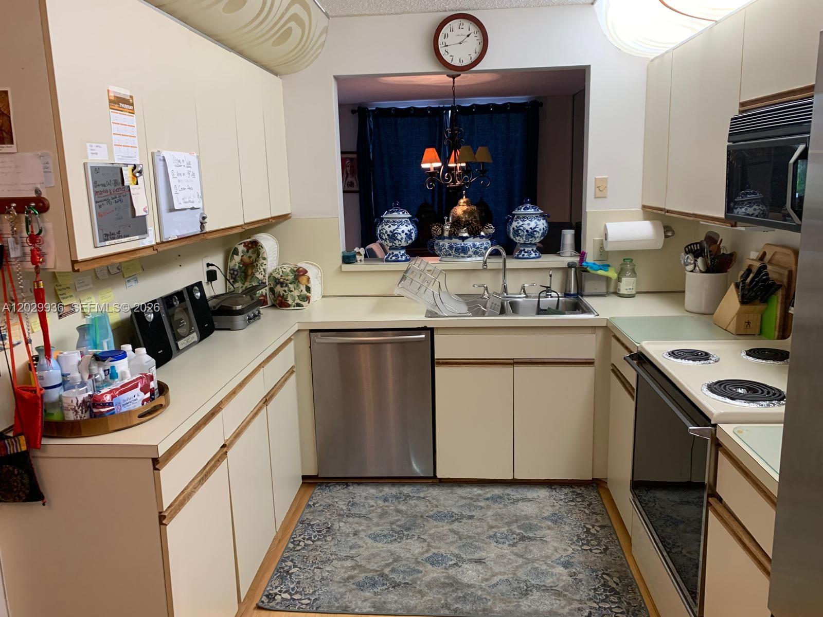 Property photo # 4