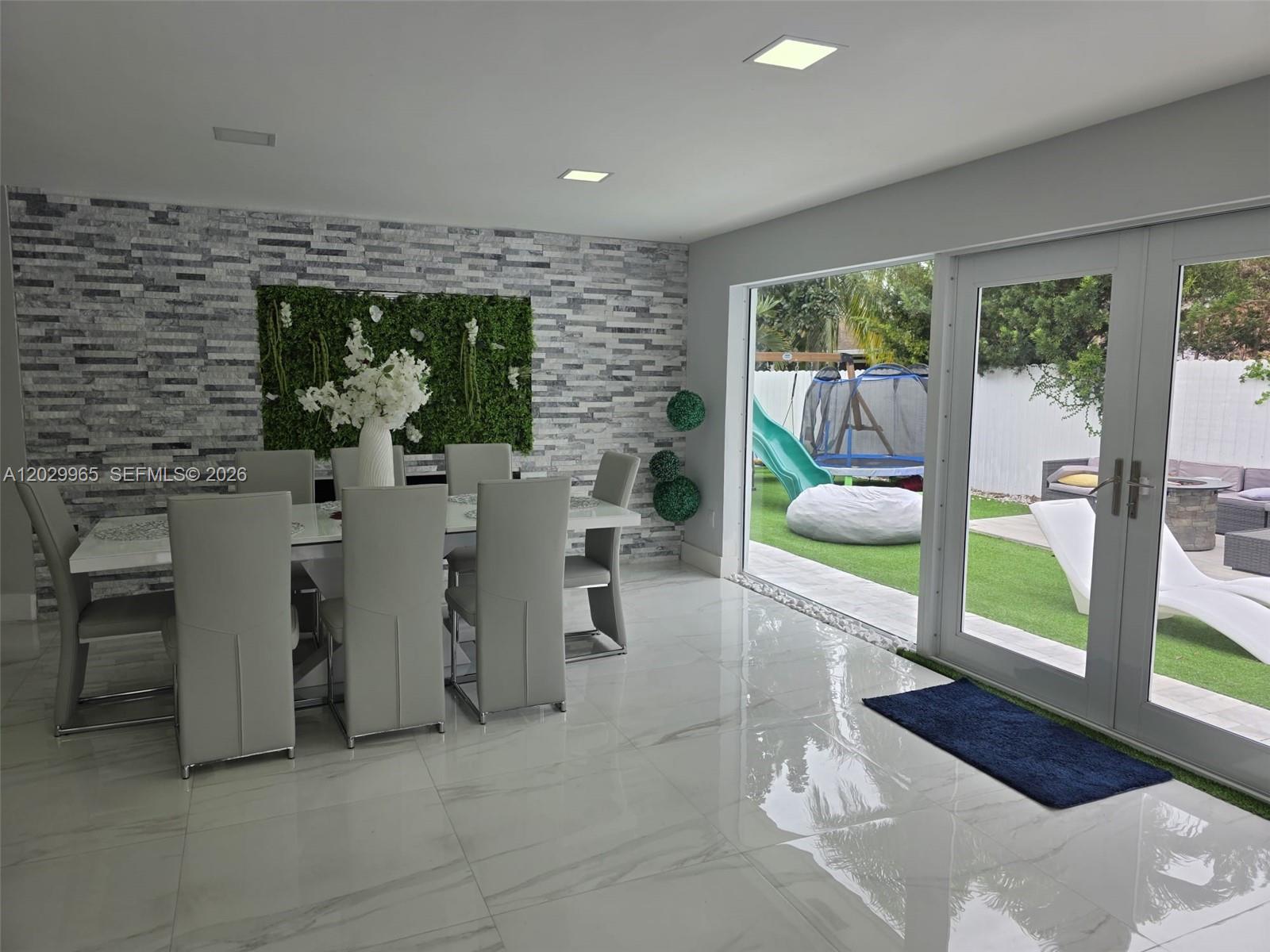 Property photo # 9