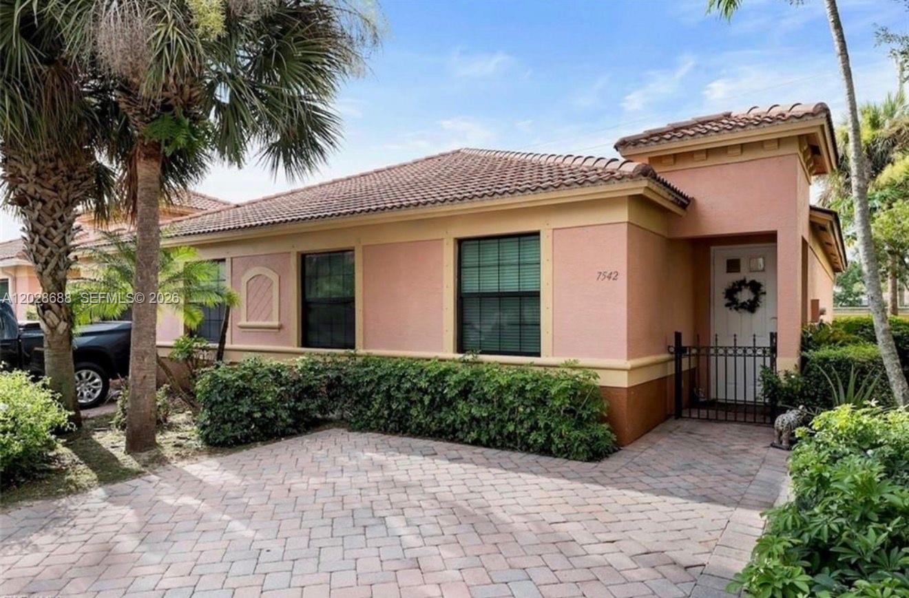 Homes for sale in Naples, FL | 7542 Bristol, Naples, FL 34120 | MLS# A12028688