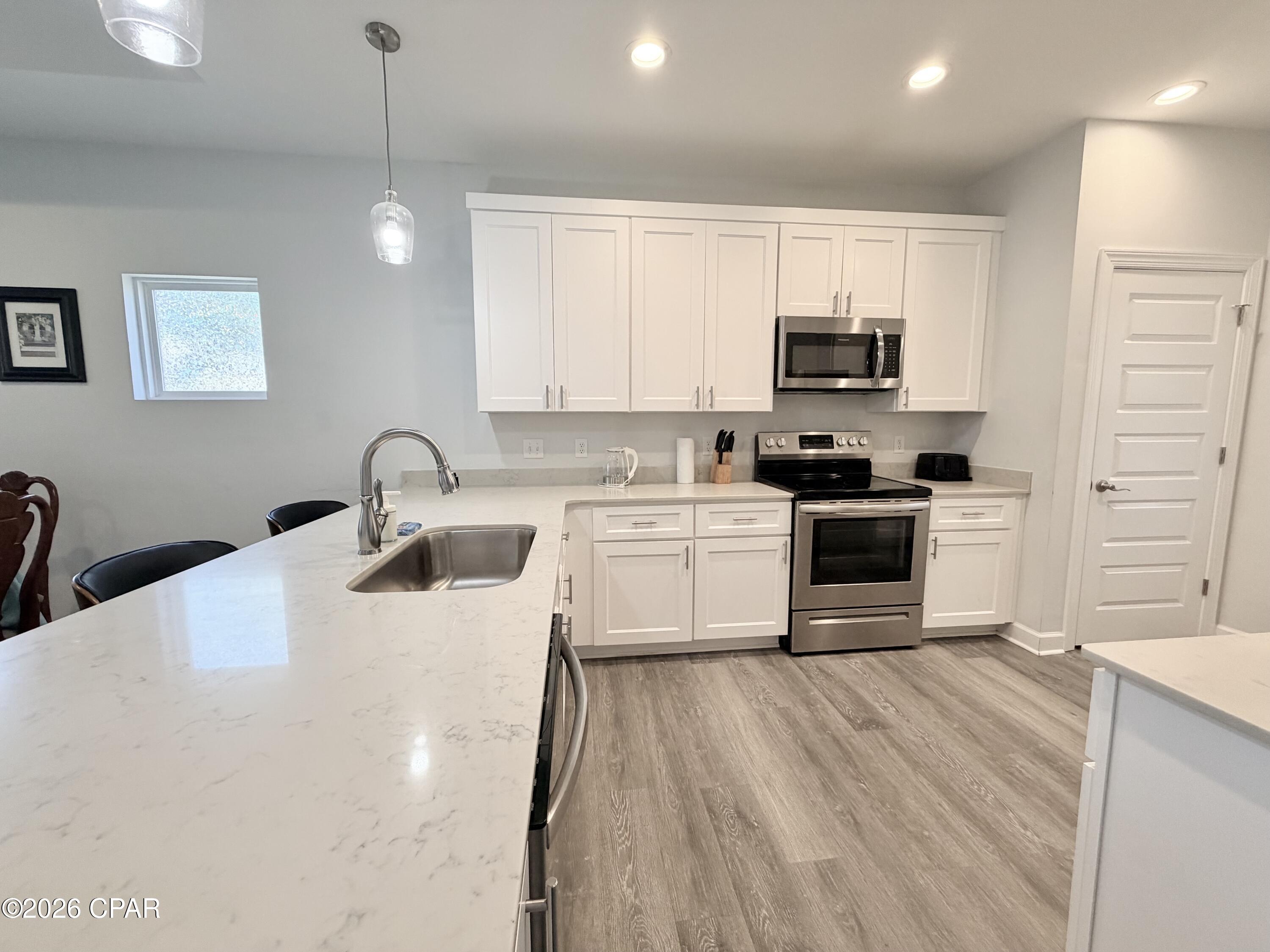 6003 Hilltop Avenue, Panama City Beach, FL 32408 thumbnail, photo 4 of 27