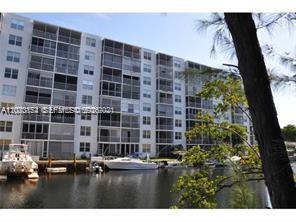 Eastern Shores White Hous