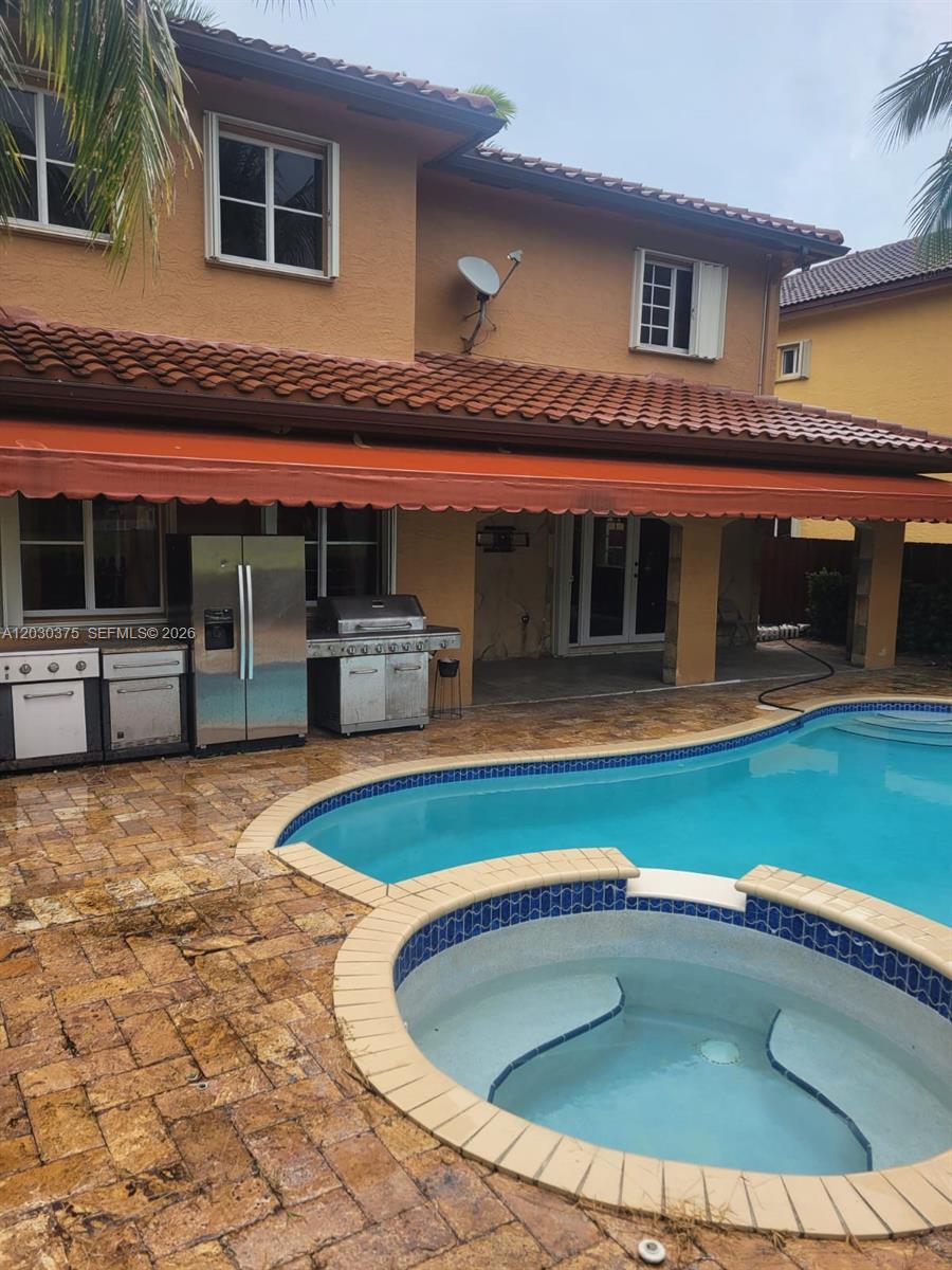 Property photo # 4