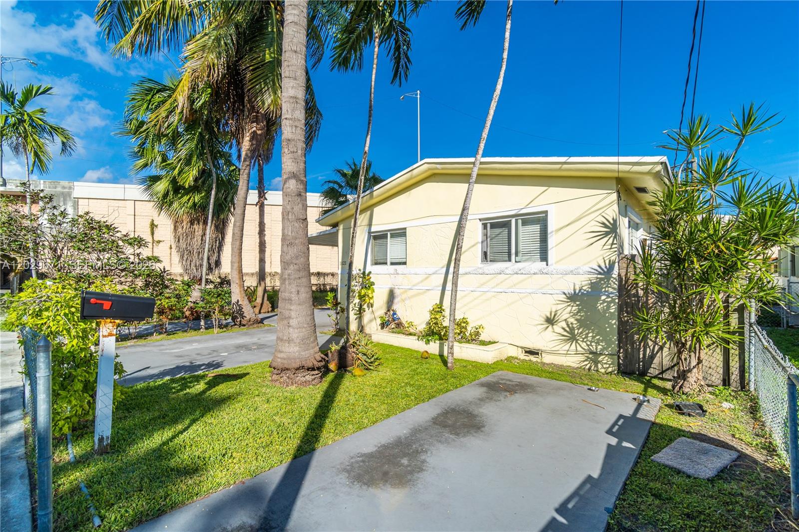 Property photo # 6