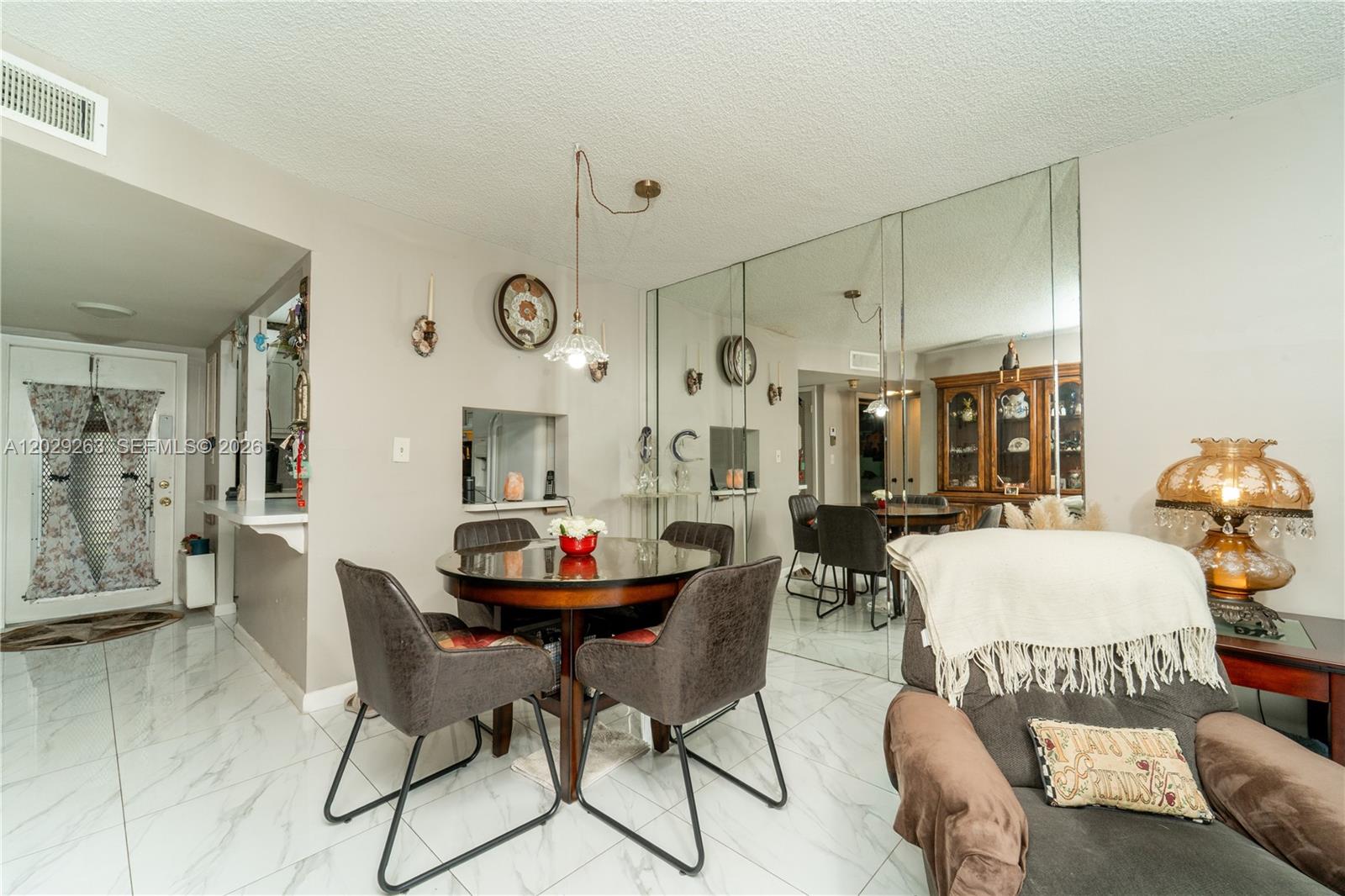 Sunrise Lakes 71 Condo