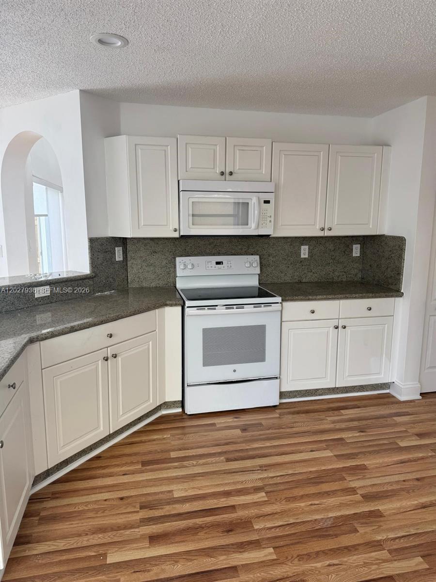 Property photo # 2