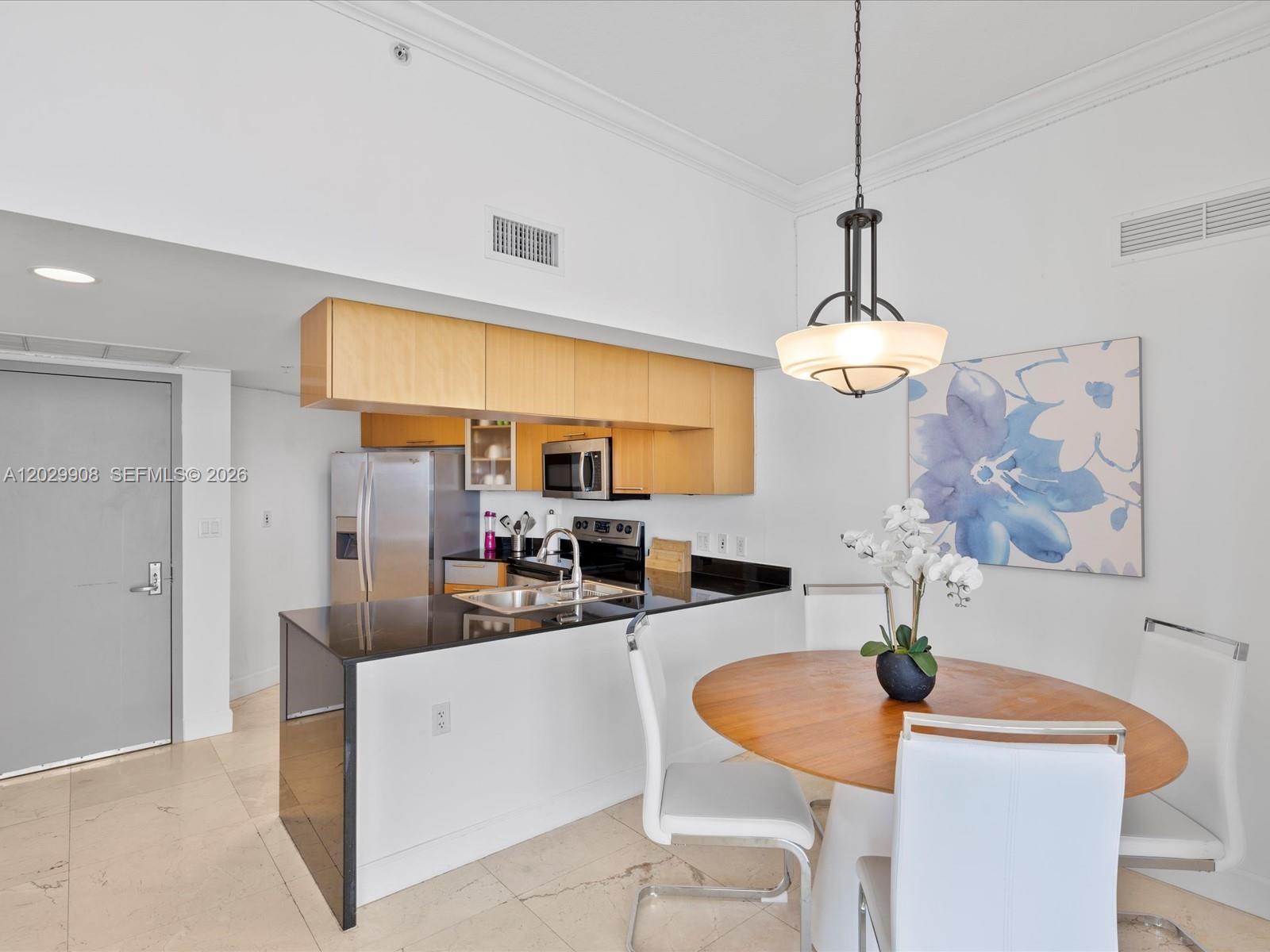 Property photo # 6