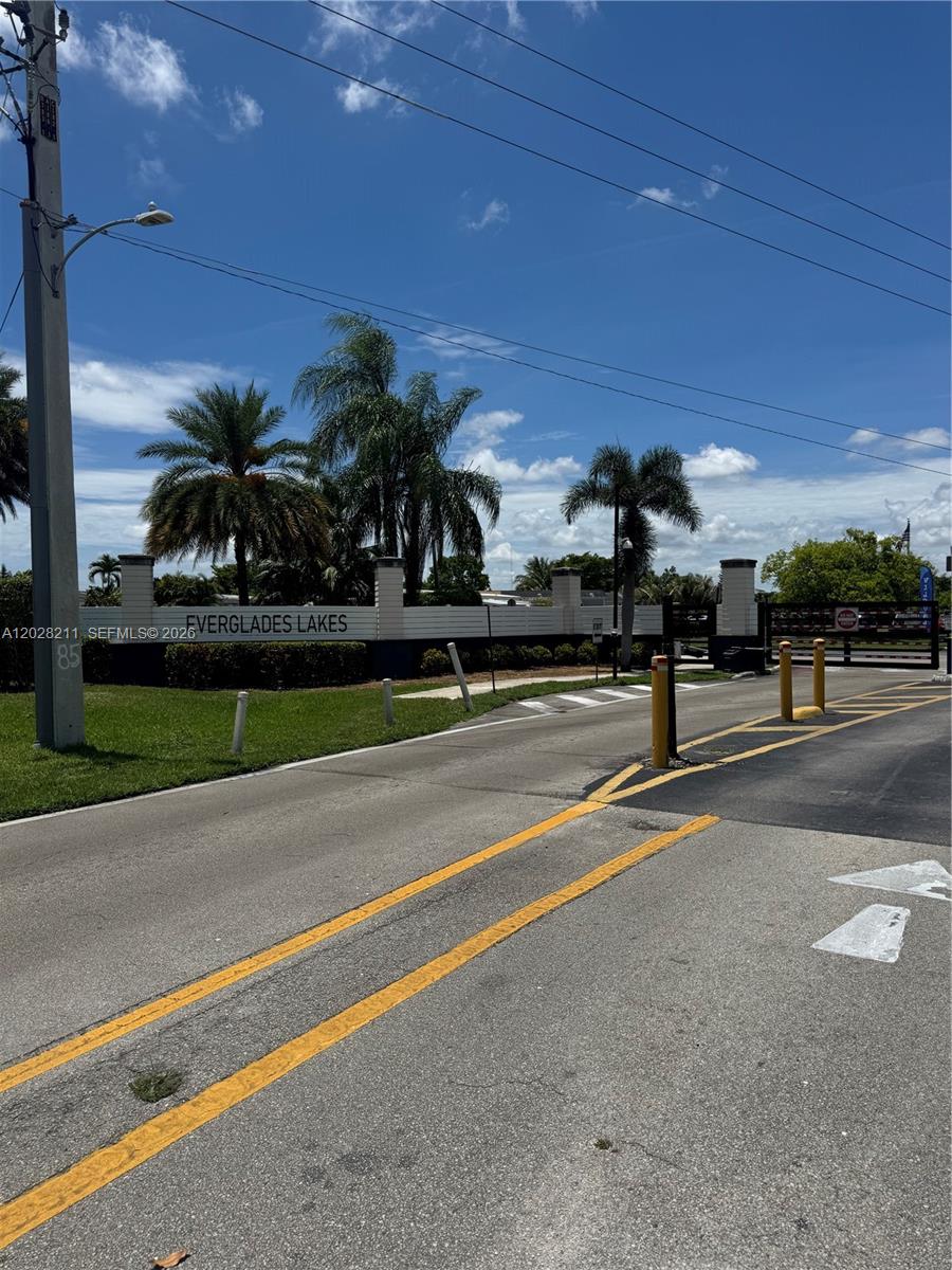 Homes for sale in Davie, FL | 5015 Sw 29 Street #60 8, Davie, FL 33312 | MLS# A12028211