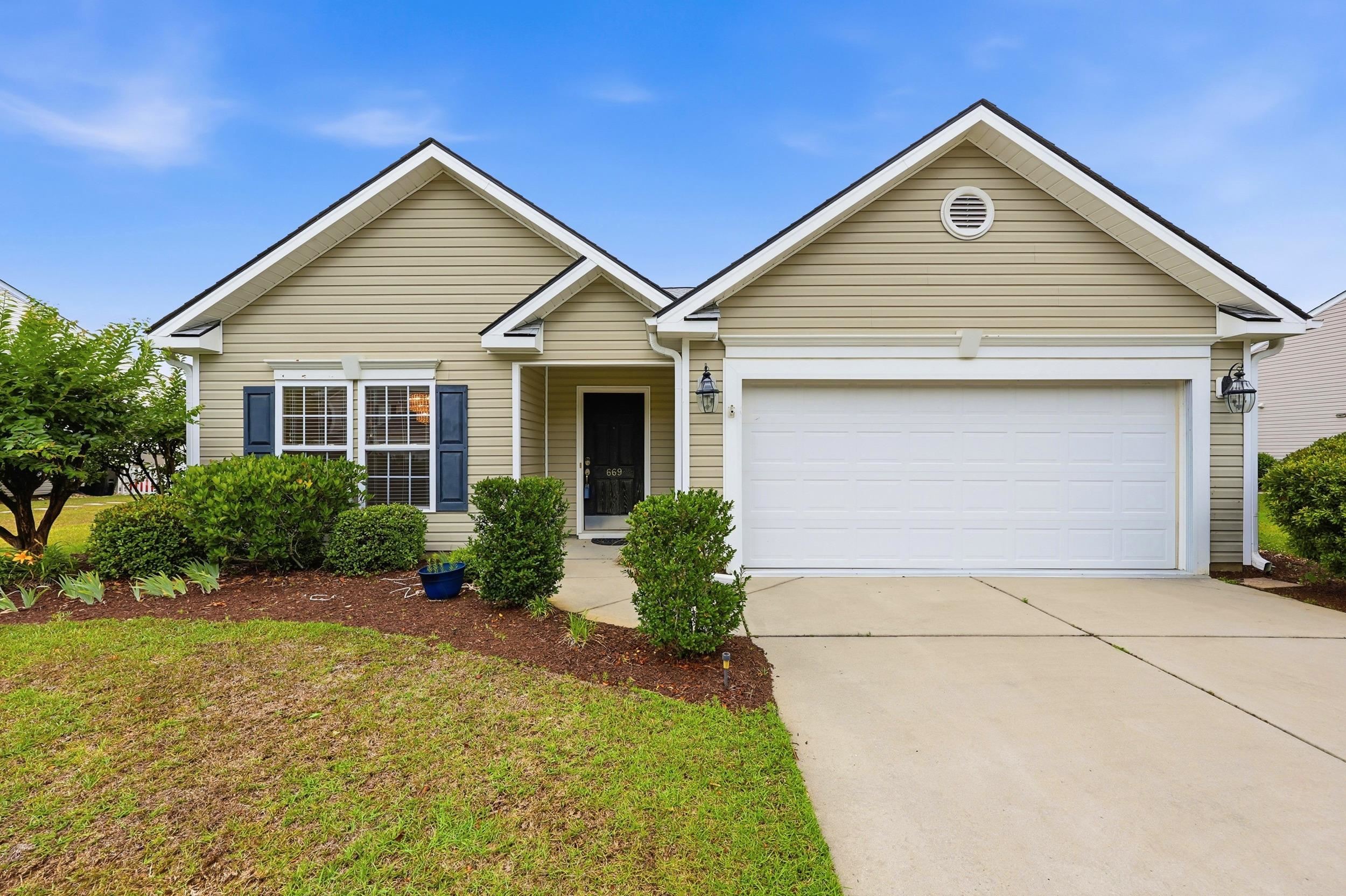 669 Twinflower St. Little River, SC 29566