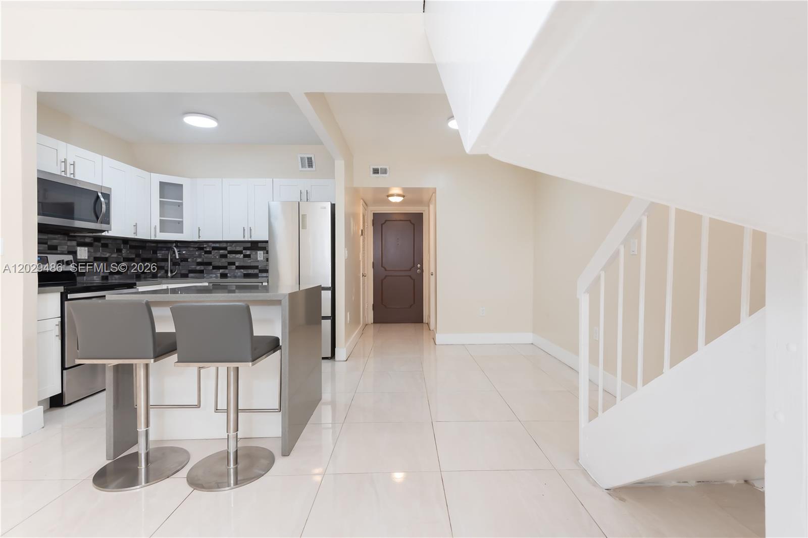 Property photo # 6
