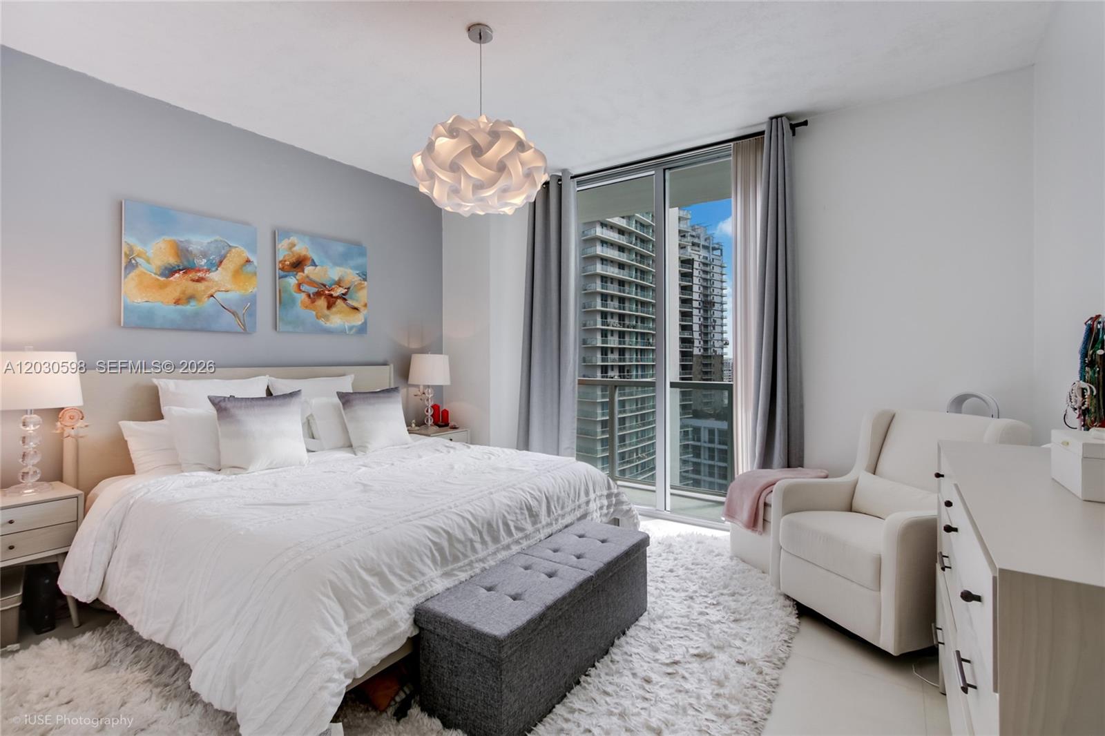 79 SW 12th St #2306-S, Miami FL 33130