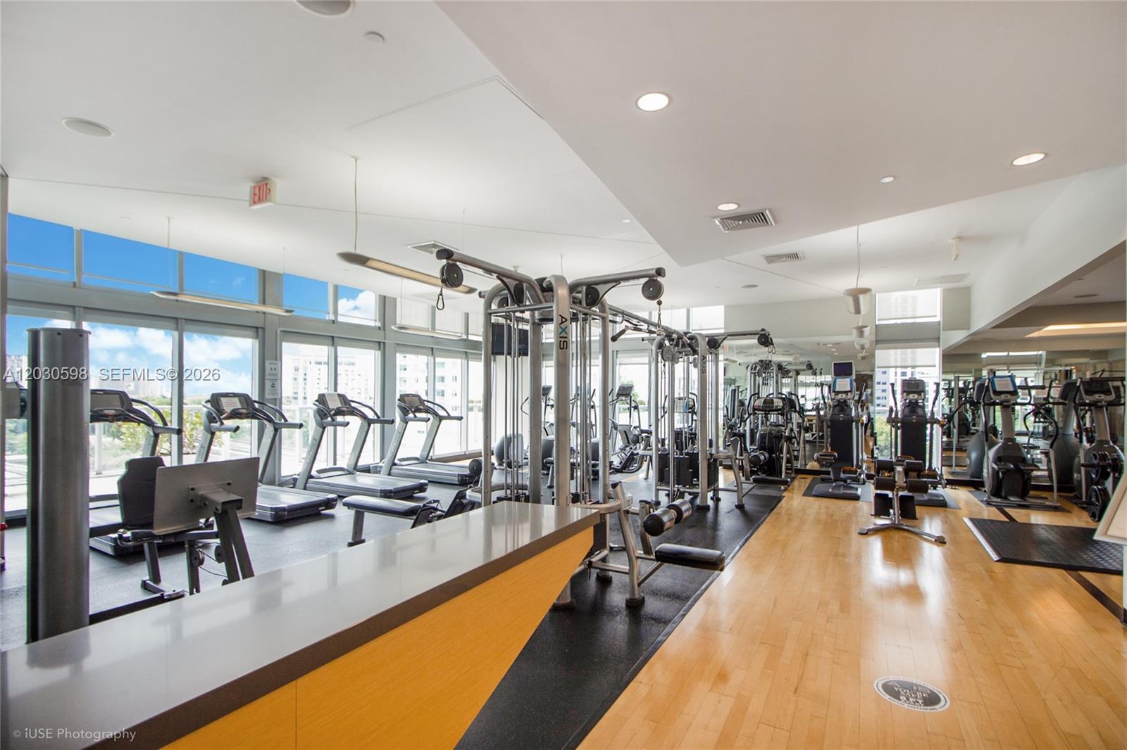 79 SW 12th St #2306-S, Miami FL 33130