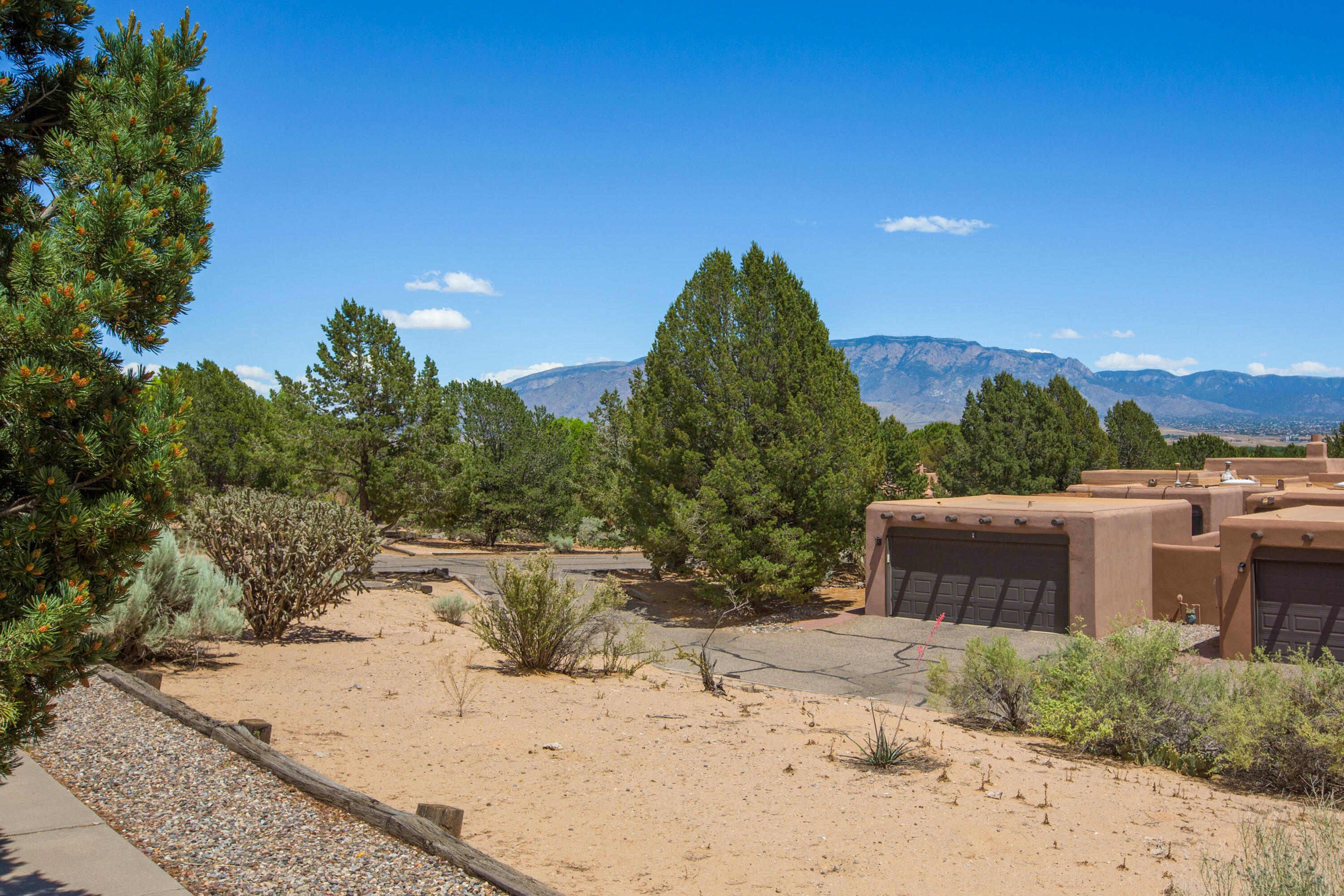 Homes for sale in Corrales, NM | 3 S Sandia Trl, Corrales, NM 87048 | MLS# 1104733