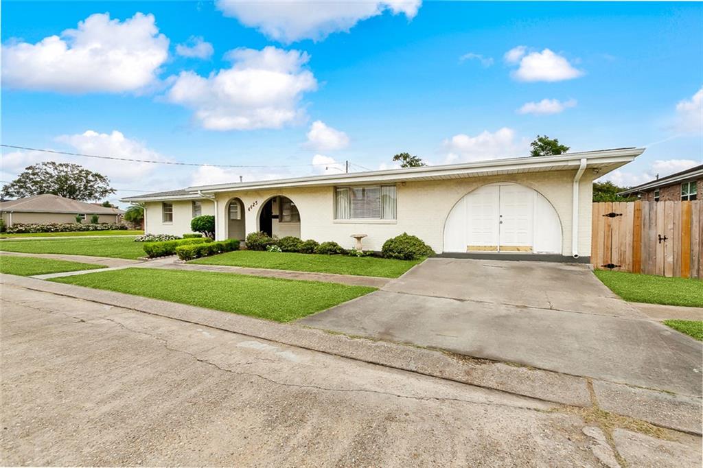 Photo 3 of Single family home for sale at 4625 Reich St, Metairie, LA 70006 | MLS# 2561100 | Listing updated on 2026-09-15