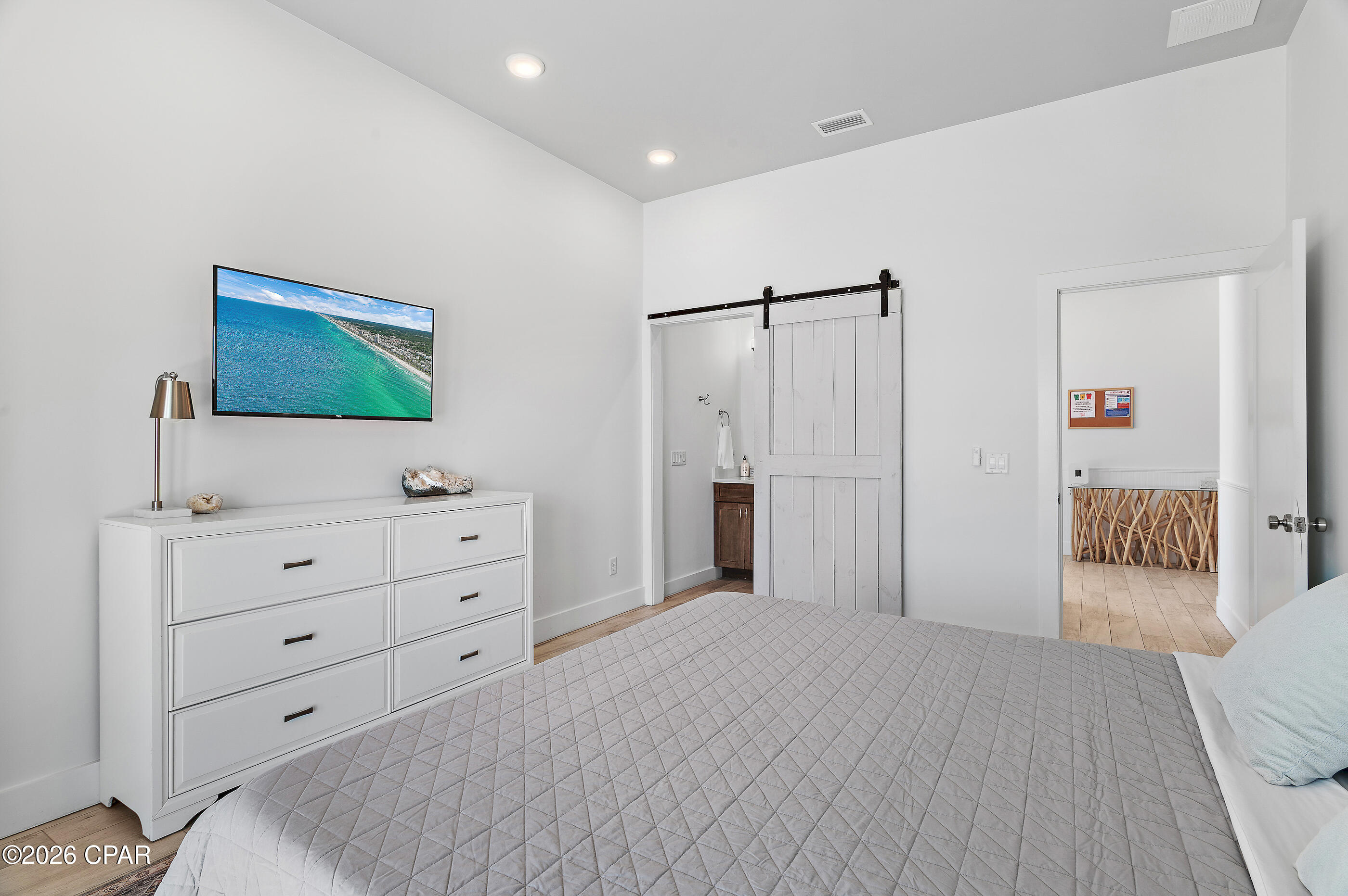 13826 Front Beach Road, Panama City Beach, FL 32413 thumbnail, photo 29 of 57