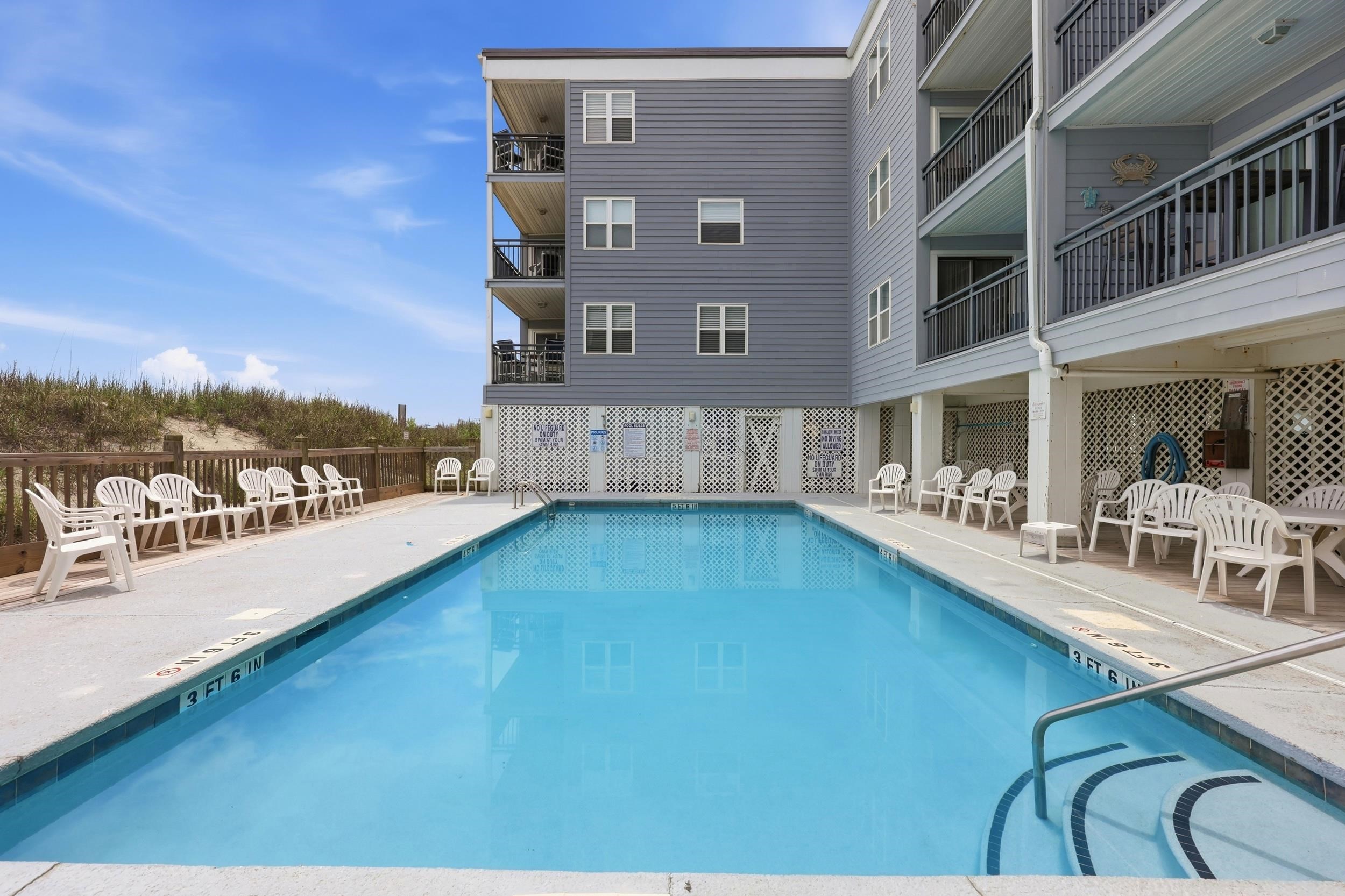 200 Waccamaw Dr. 