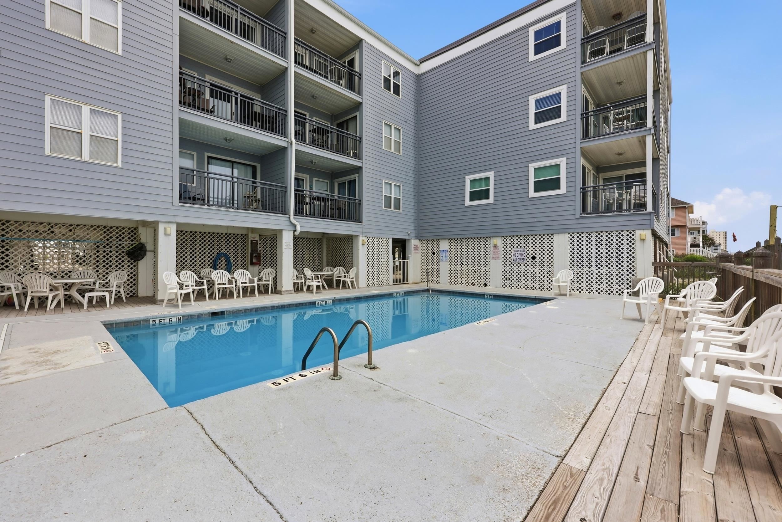 200 Waccamaw Dr. 