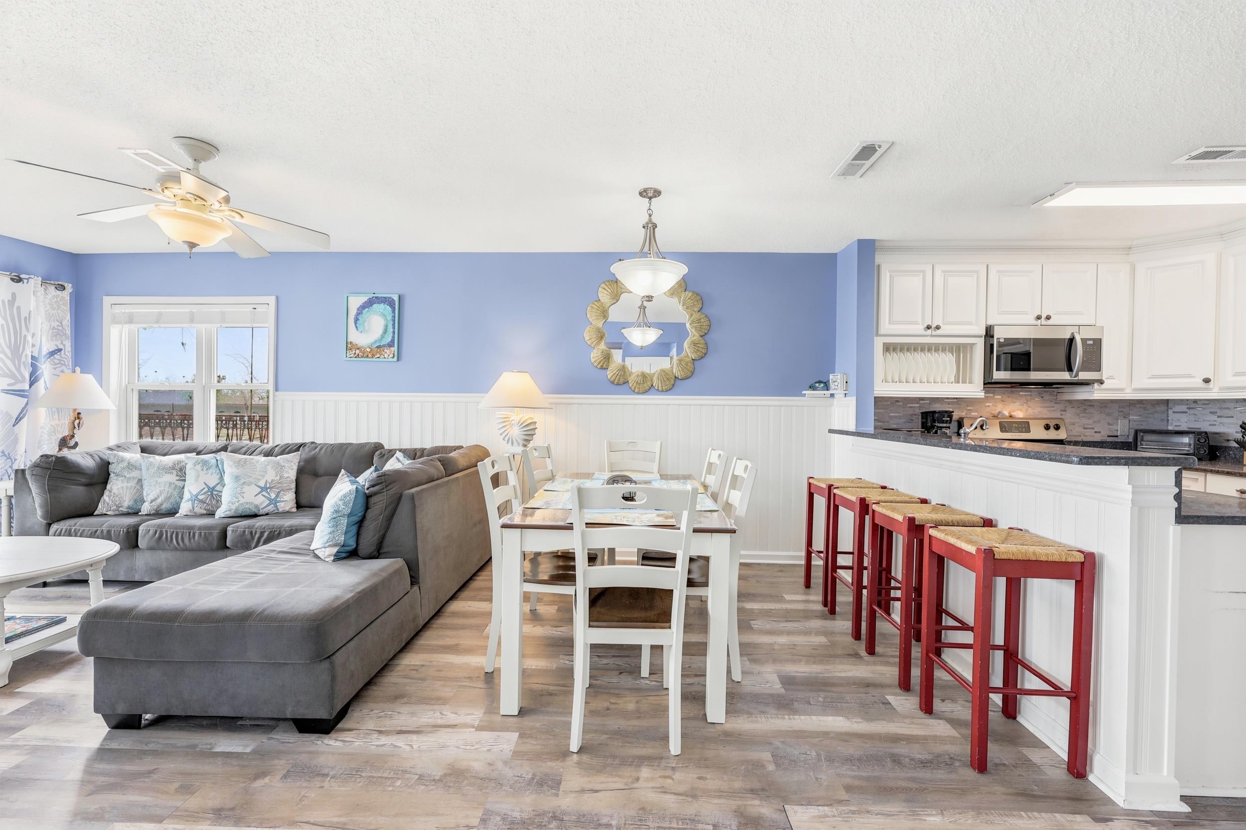 200 Waccamaw Dr. 