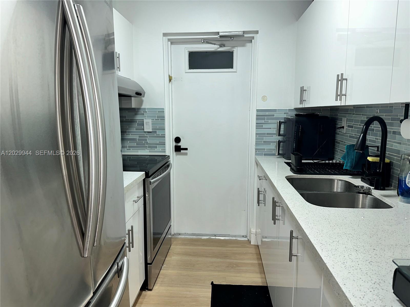 Property photo # 0