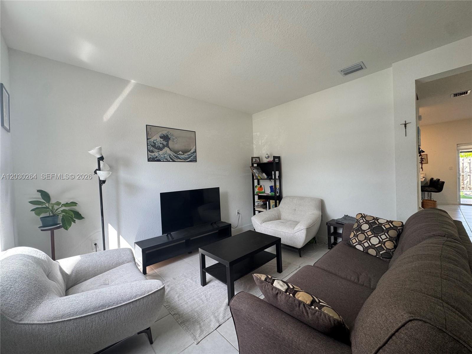 Property photo # 2