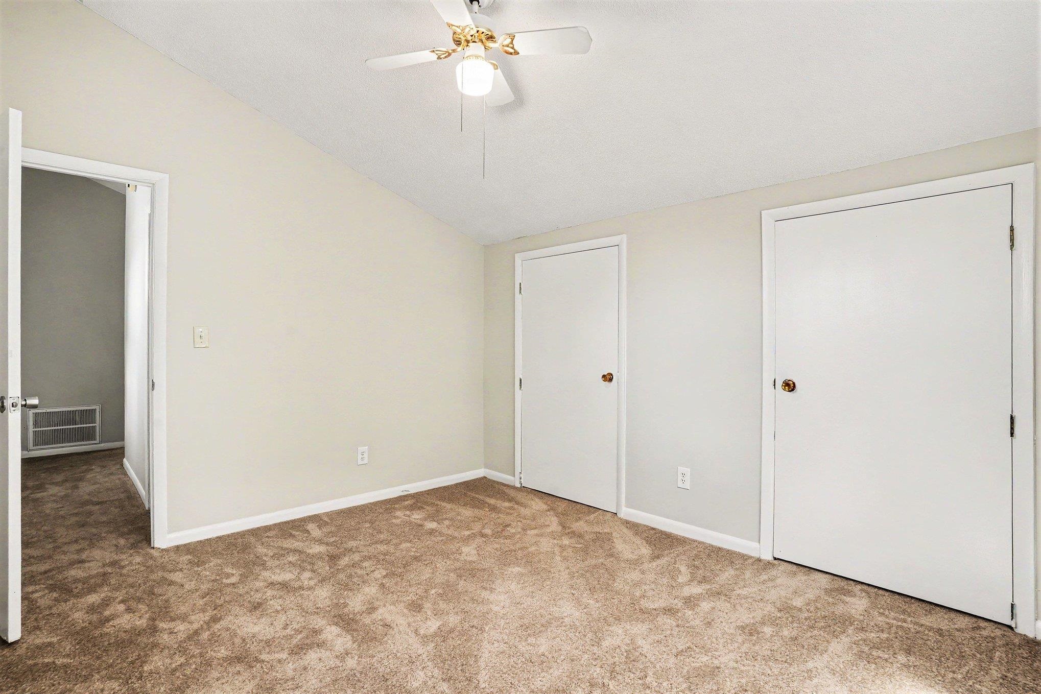 2614318 | Photo 29