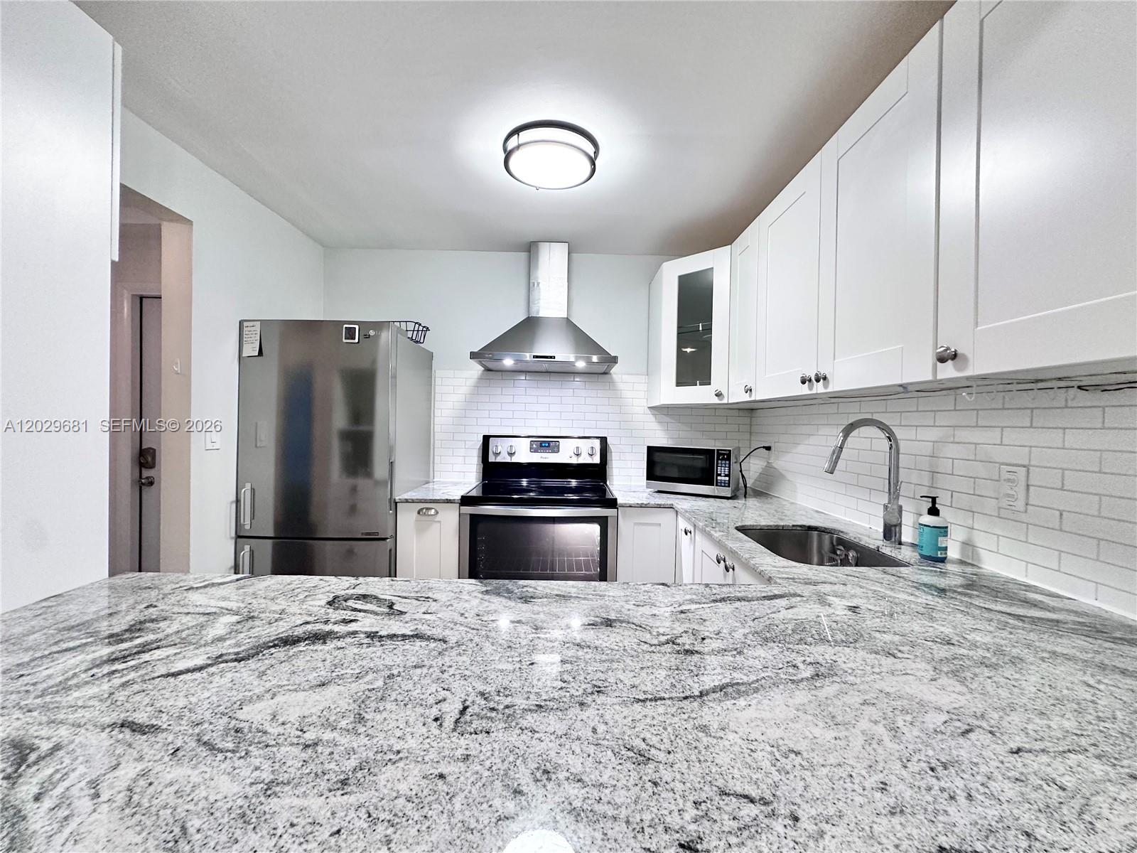Property photo # 0