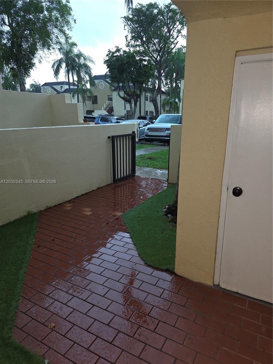 Property photo # 9