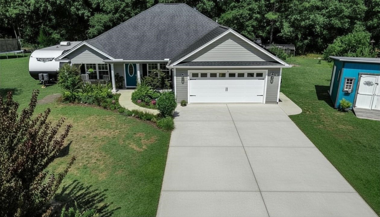 225 Fox Hunt Pl. Galivants Ferry, SC 29544