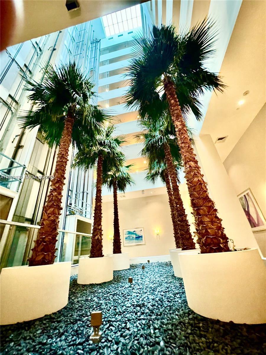 The Atrium At Aventura Co