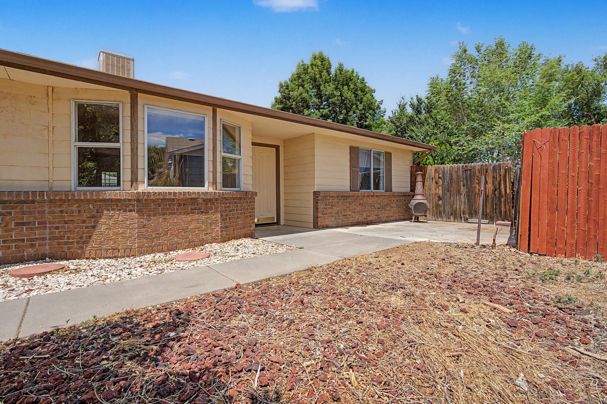 3042 1/2 Regal Court