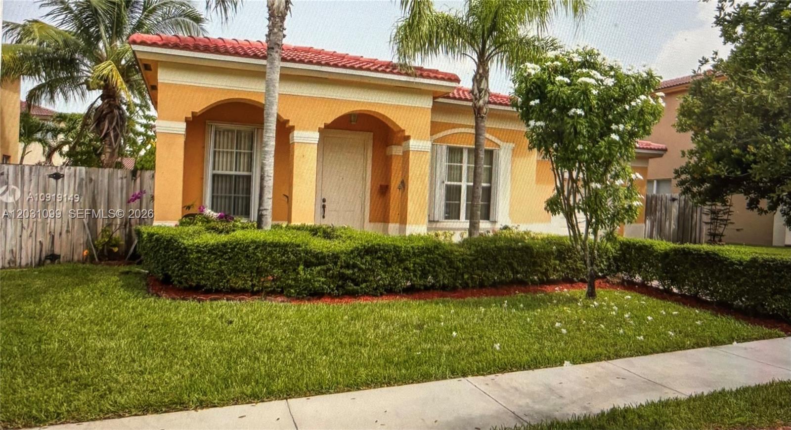 Floridian Bay Estates